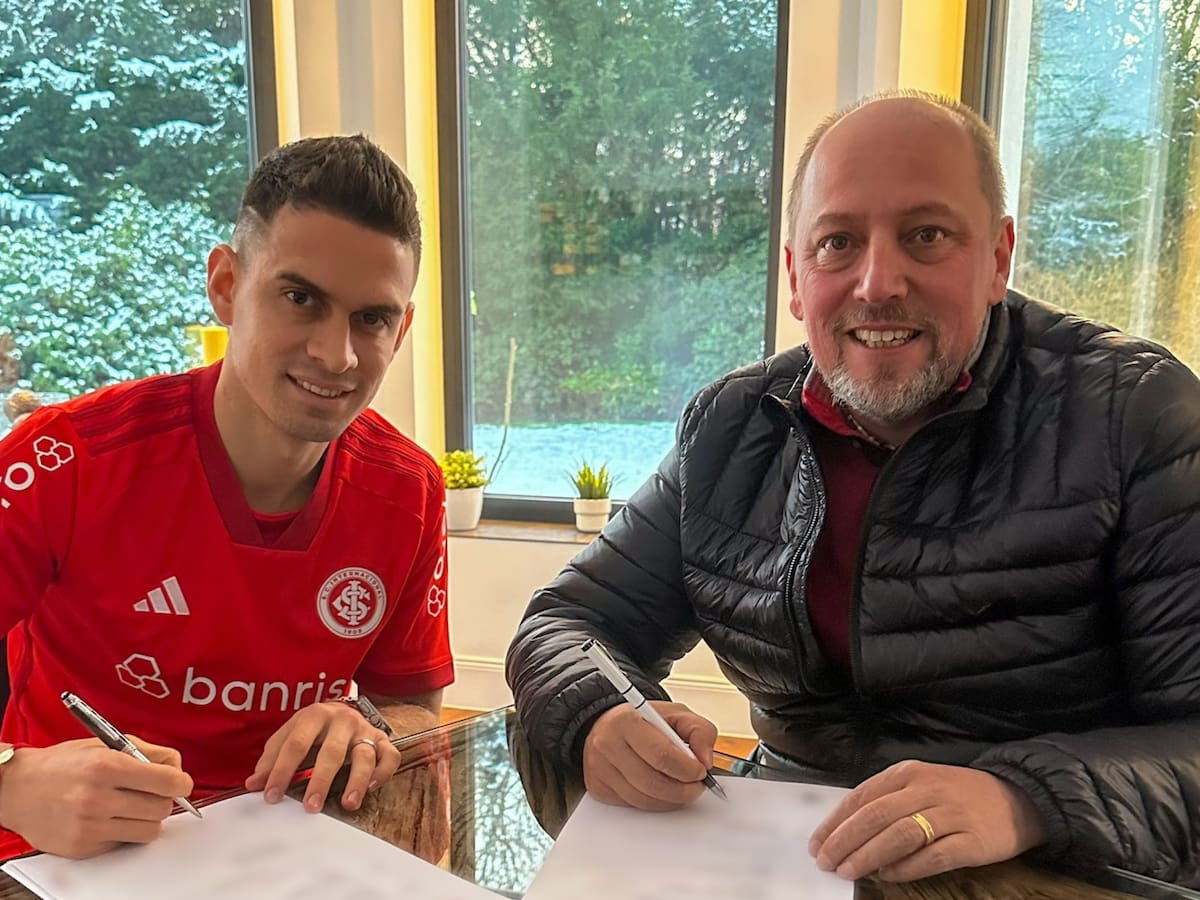 Rafael Santos Borré es nuevo jugador del Internacional de Porto Alegre