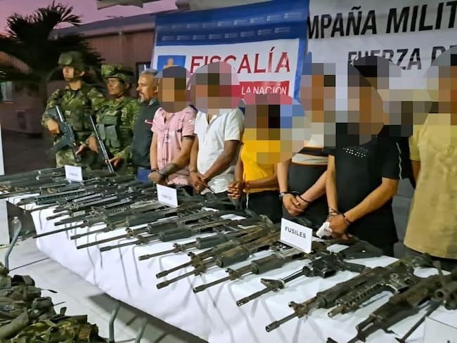 Las Fuerzas Militares dieron a conocer que en las últimas horas, se produjo la muerte en desarrollo de operaciones militares de 5 presuntos integrantes de las disidencias de las FARC, conocidas como ‘Rafael Aguilera’ y ‘Carlos Patiño’.