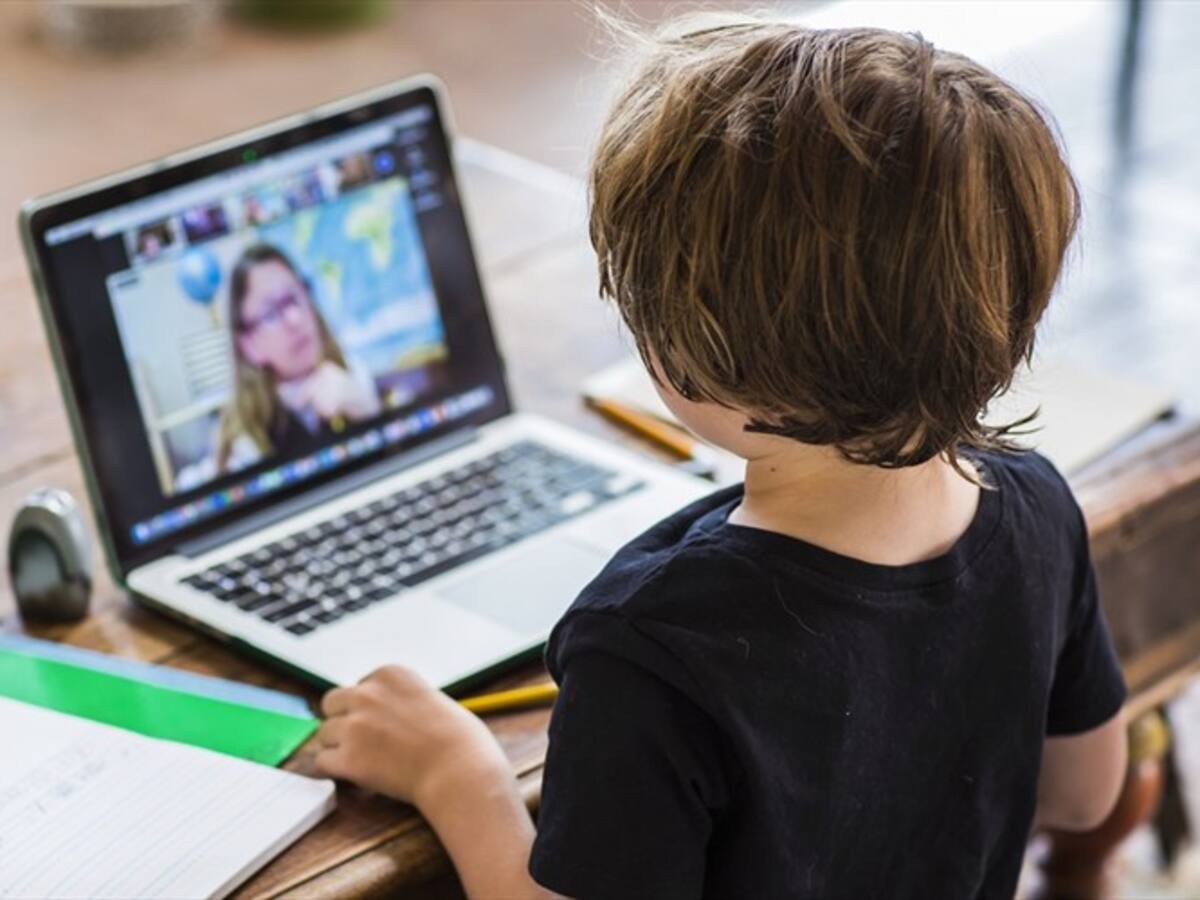 Denuncian que por mala gestión del Distrito 30 mil niños no tienen cómo iniciar clases