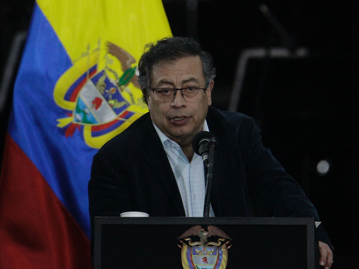 “Ya no es una consulta popular, ahora vamos a la Asamblea Nacional Constituyente”: Petro