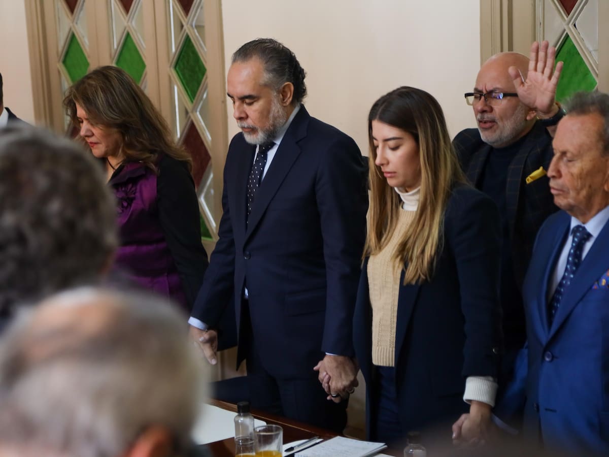 Pacto Histórico impulsa proyecto para vigilar iglesias, pero Mininterior le quitó el apoyo