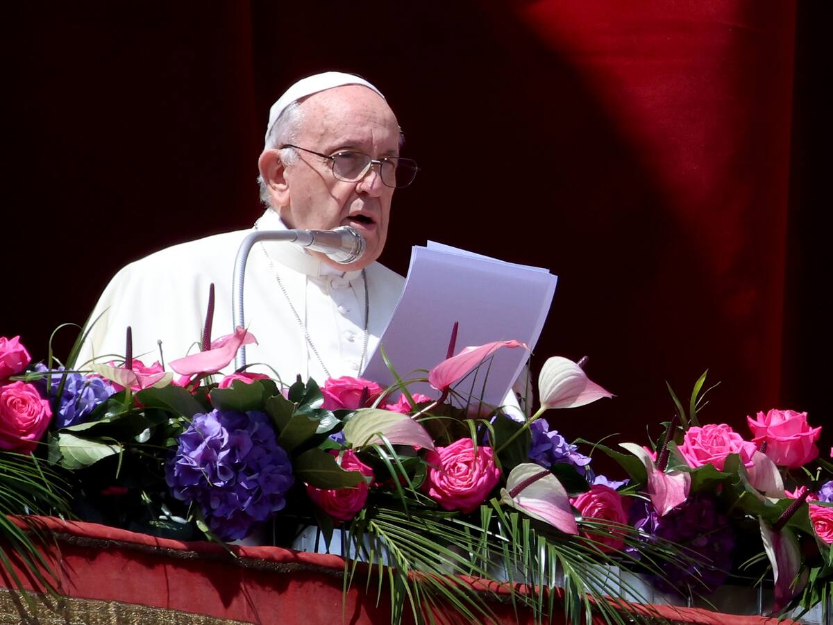 El papa Francisco pide paz en Ucrania, arrastrada por una guerra “cruel e insensata”