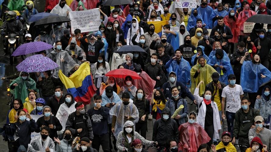 Profesora en Armenia ayudó a liberar a estudiantes retenidos por protestar. Foto: Colprensa
