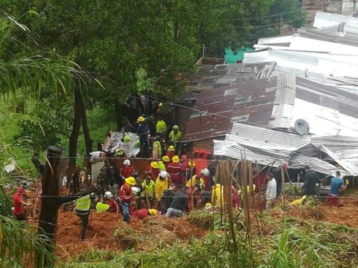 A nueve asciende la cifra de muertos por deslizamiento en Barrancabermeja