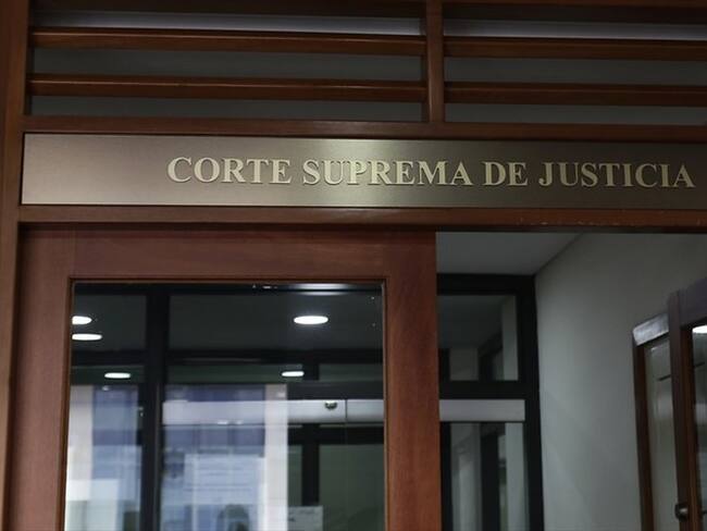 La defensa del senador Álvaro Uribe Vélez radicó una recusación en contra de los magistrados de la Sala de Instrucción Número 2 de la Corte Suprema de Justicia. Foto: Colprensa