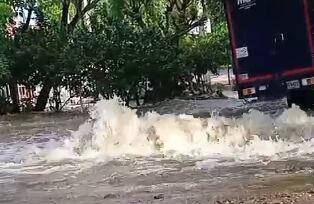 Crédito: Se rompió tubería del acueducto en Cartagena | Foto: Captura de vídeo - Suministrado