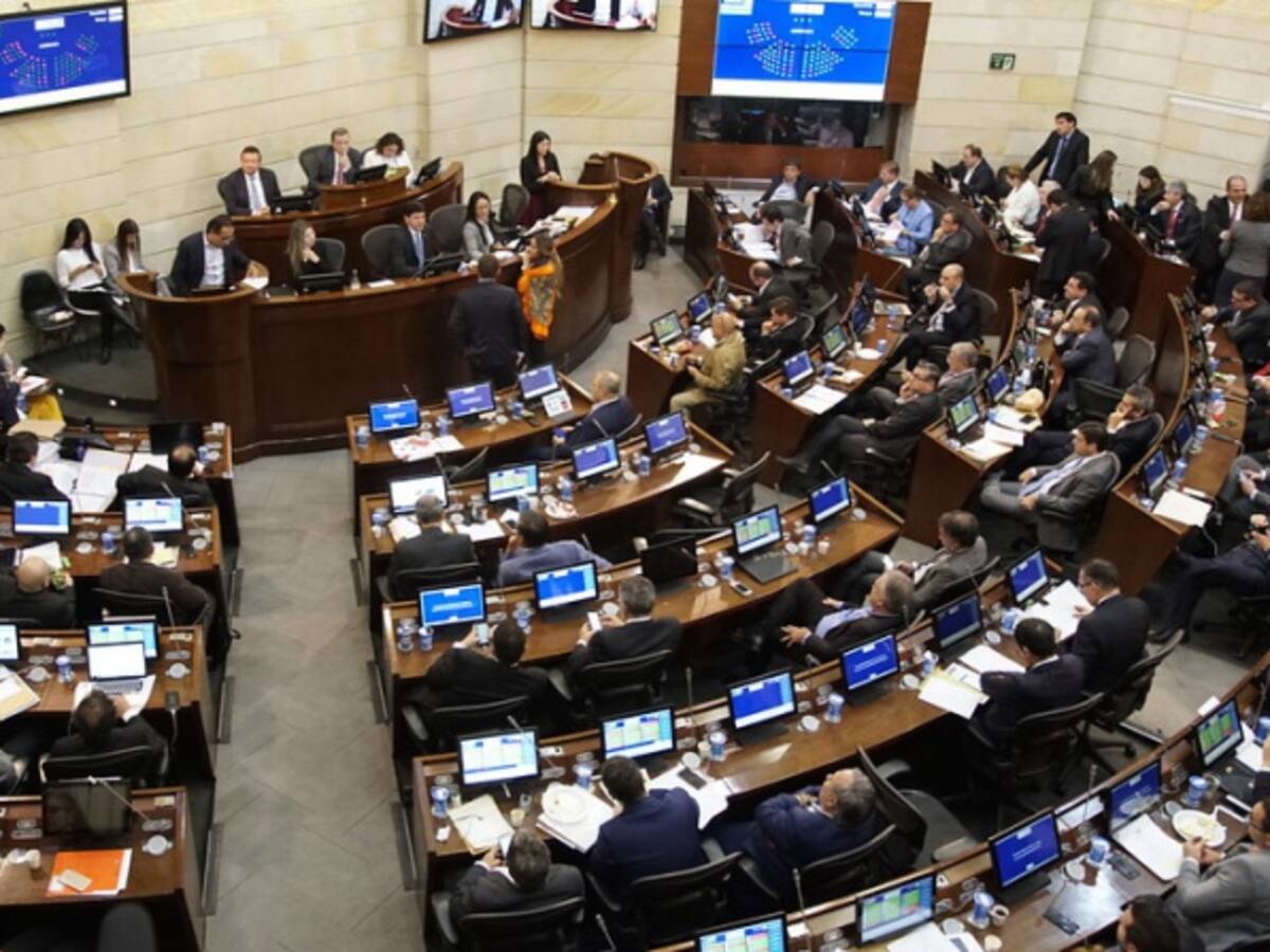 Reforma política: polémica por ampliación de periodos a cargos de elección popular