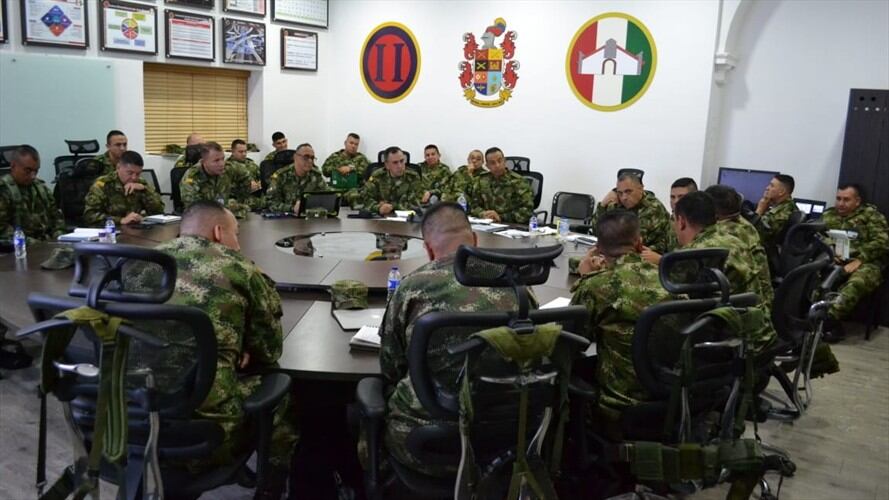 Autoridades militares y policiales de Boyacá, Arauca, Casanare, Cundinamarca y Santander tratarán estrategias de inteligencia contra estructuras del Eln y organizaciones criminales. Foto: Primera Brigada del Ejército