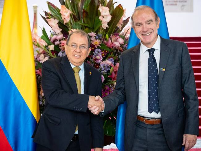 “Seguiremos apoyando el proceso de paz”: Secretario adjunto de UE para Asuntos Políticos