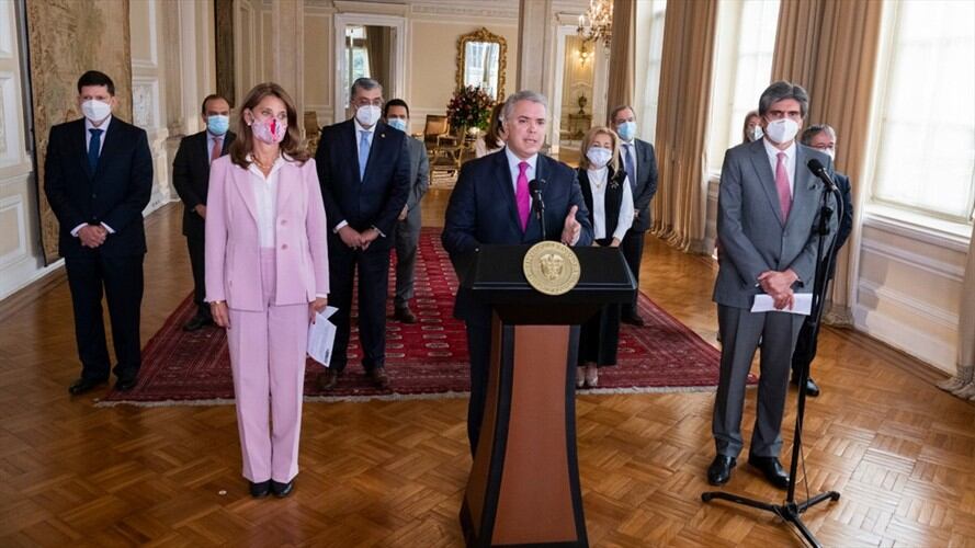 El presidente Iván Duque y funcionarios del gabinete se reunieron con las Altas Cortes en el marco del diálogo nacional para conjurar la crisis. Foto: Presidencia de la República
