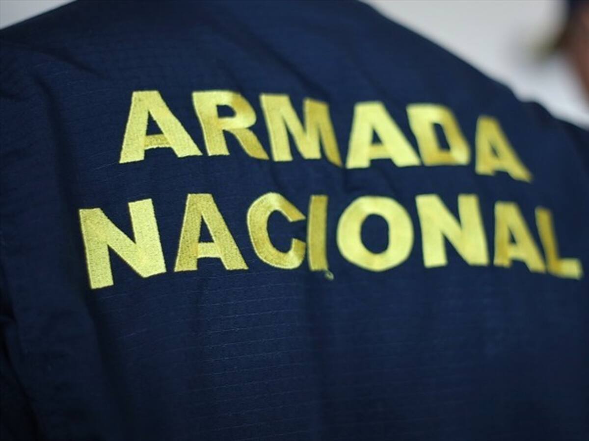 Amada Nacional rescató a 11 personas que naufragaron en el río Magdalena