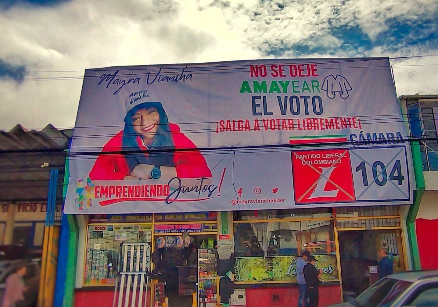 Vianchá dice que mantendrá la valla, mientras la campaña Amaya no solicitará que la retire por ser una nimiedad. Foto: Suministrada.