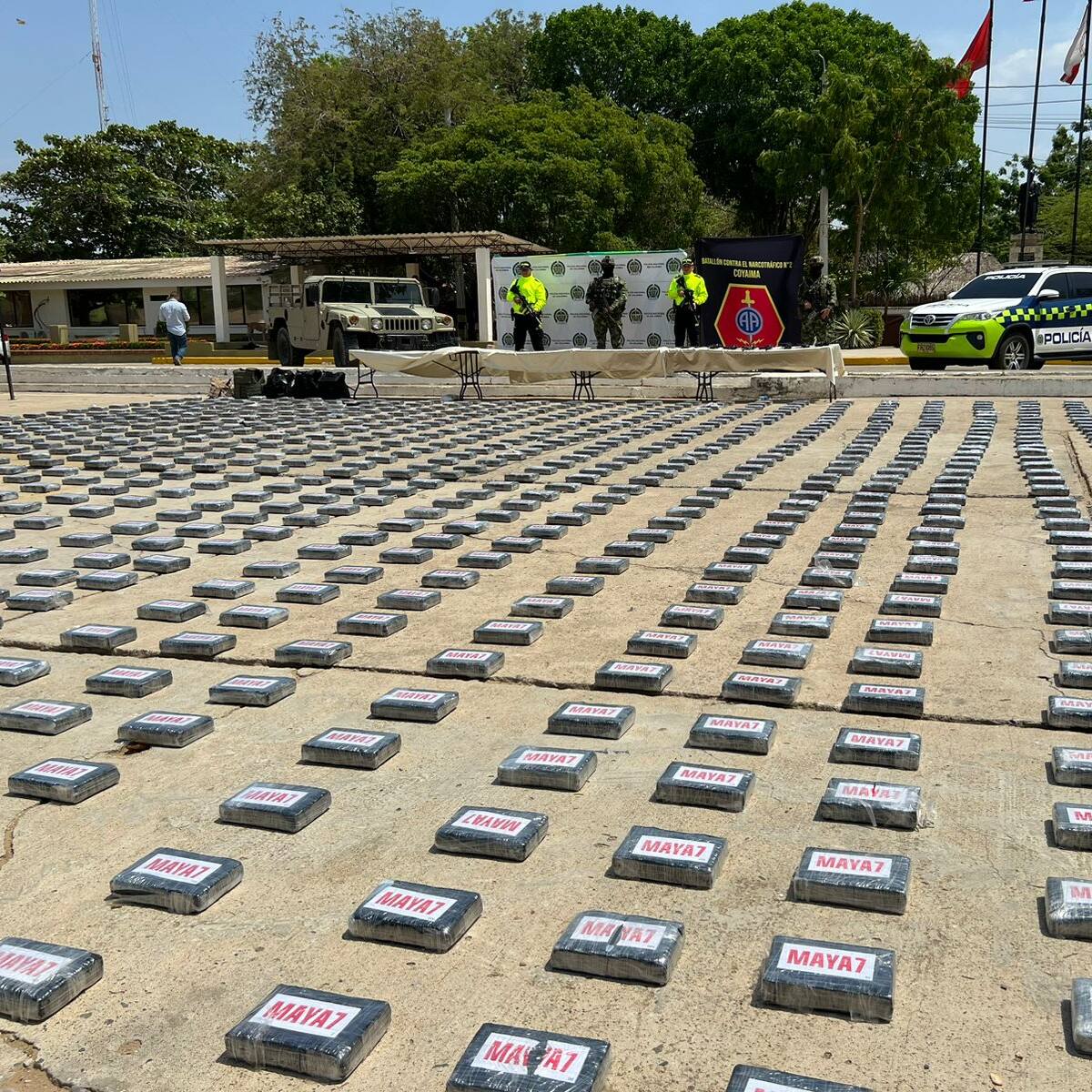 Encuentran más de una tonelada de cocaína enterrada en el desierto de La Guajira
