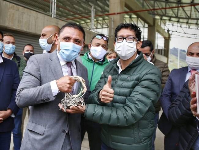 El pasado 18 de agosto, el gobernador de Boyacá, Ramiro Barragán, entregó las llaves del Parque Agroalimentario al alcalde de Tunja, Alejandro Funeme. . Foto: Gobernación de Boyacá