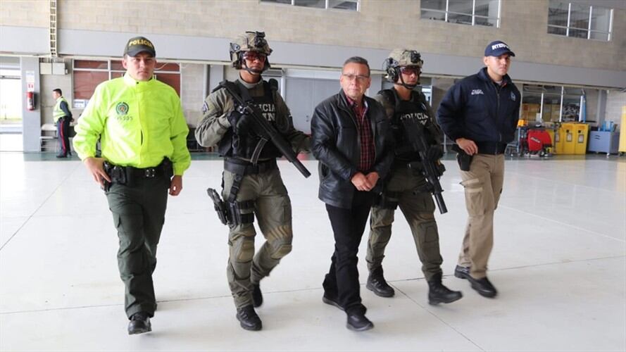 Gilberto Rincón, hermano del extraditado esmeraldero “Pedro Orejas”, también fue entregado a los Estados Unidos. Foto: Policía Nacional