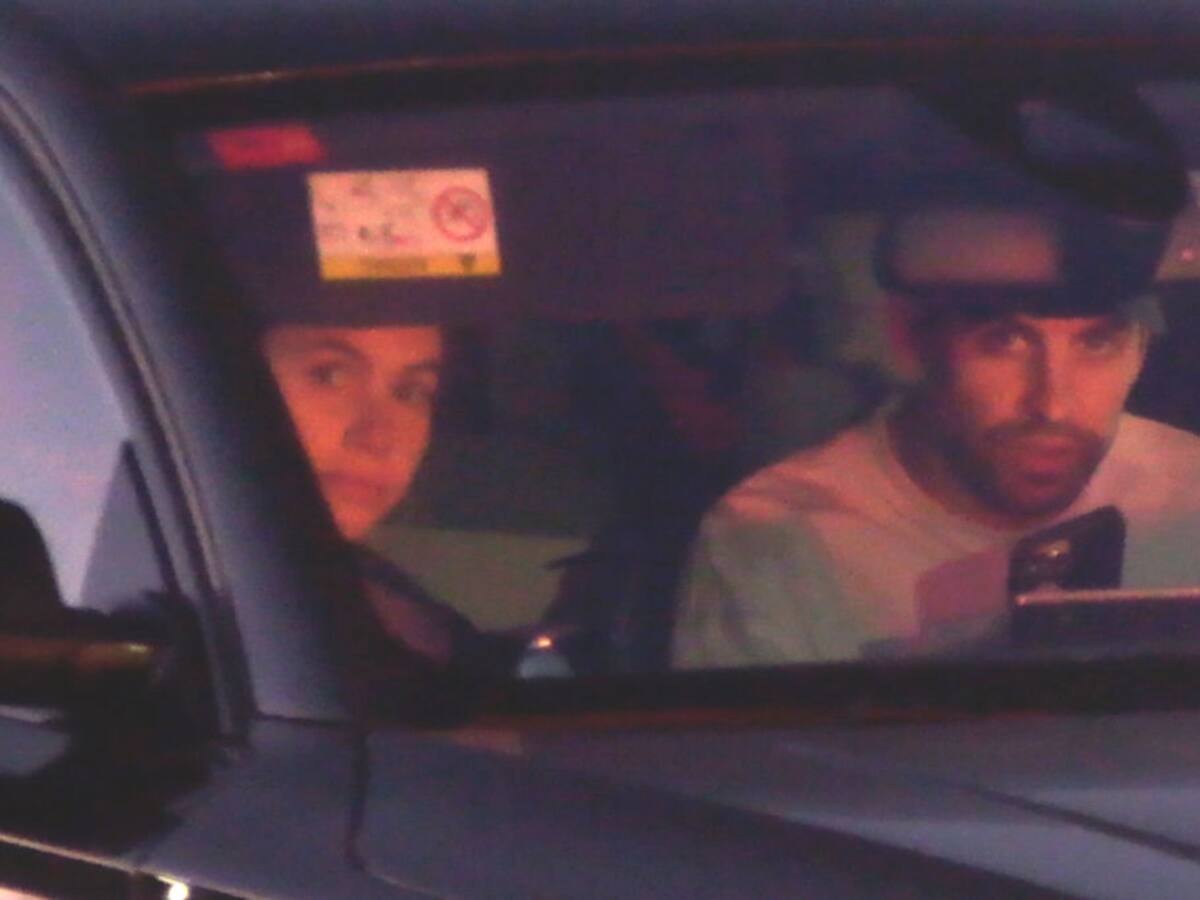 Gerard Piqué publicó su primera foto junto a Clara Chía y las redes estallan