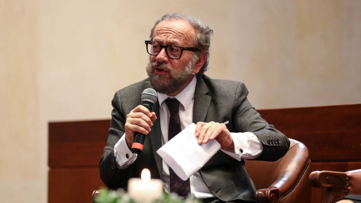 Reclamo de designado director de Agencia Jurídica: dejó 421 procesos y no lo posesionan