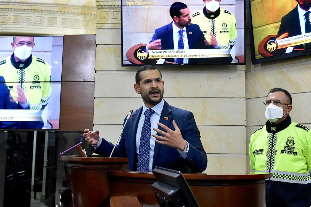 Proyecto de ley que fortalece la seguridad ciudadana fue aprobado en el Senado. Foto: Cortesía Ministerio del Interior