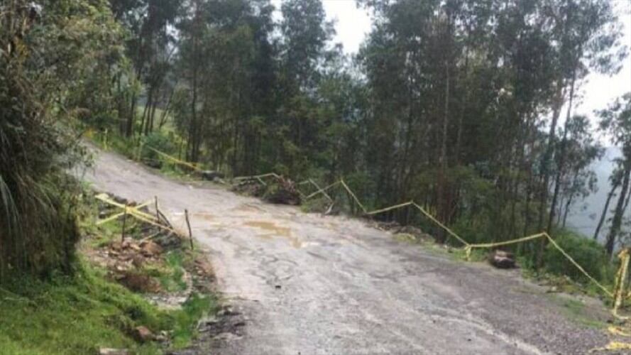 En medio de una audiencia pública en Bucaramanga se dio a conocer que no hubo avance de la pavimentación de esta vía nacional.. Foto:suministrada.