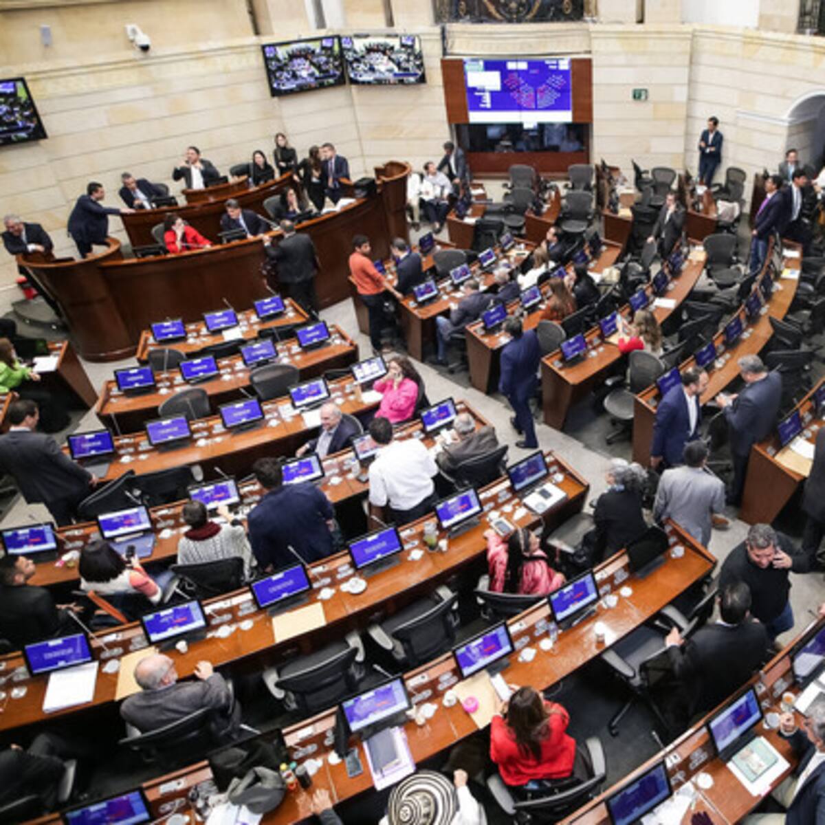 Con ponencia alternativa de reforma pensional, crece distancia entre La U y Gobierno