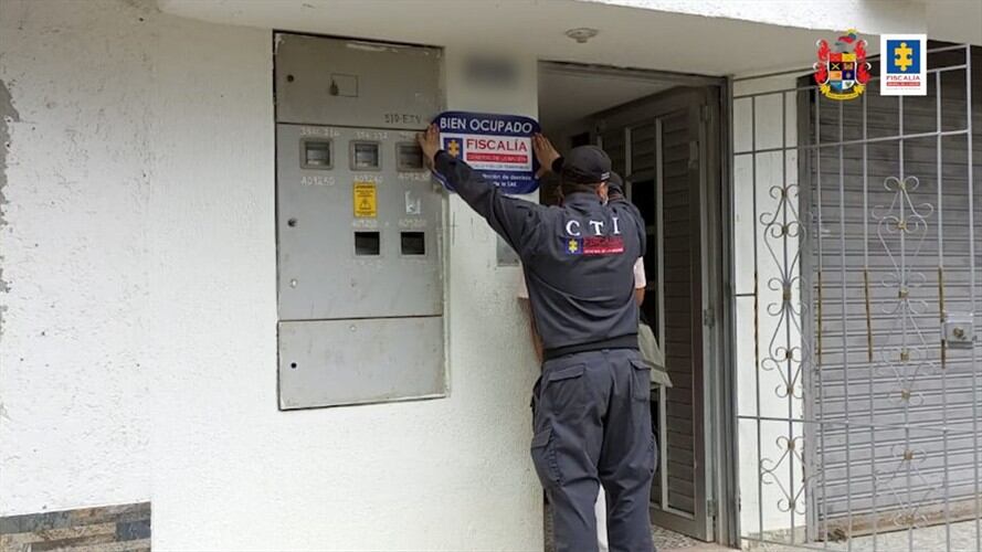 La Fiscalía General de la Nación, apoyada por el Ejército Nacional, impuso medidas cautelares con fines de extinción de dominio a 37 bienes. Foto: Proporcionada por Laura Palomino