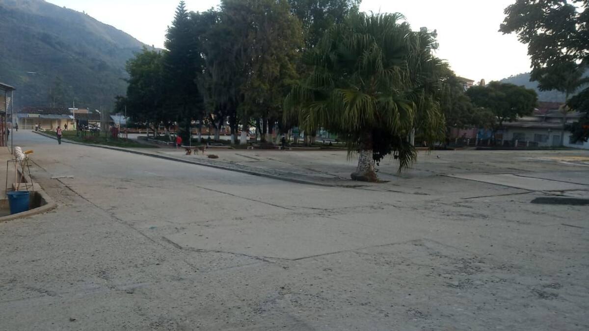 “Disidencias usan a Toribío como un centro de entrenamiento de menores”, Camargo