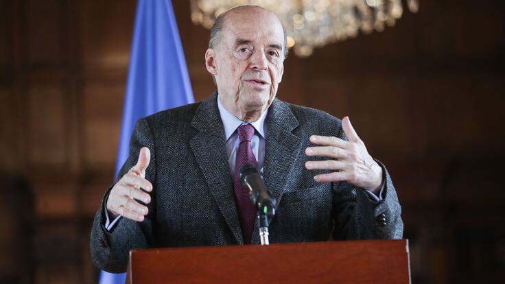 Hago responsable al presidente de lo que me ocurra a mí o mi familia, no me callará: Álvaro Leyva