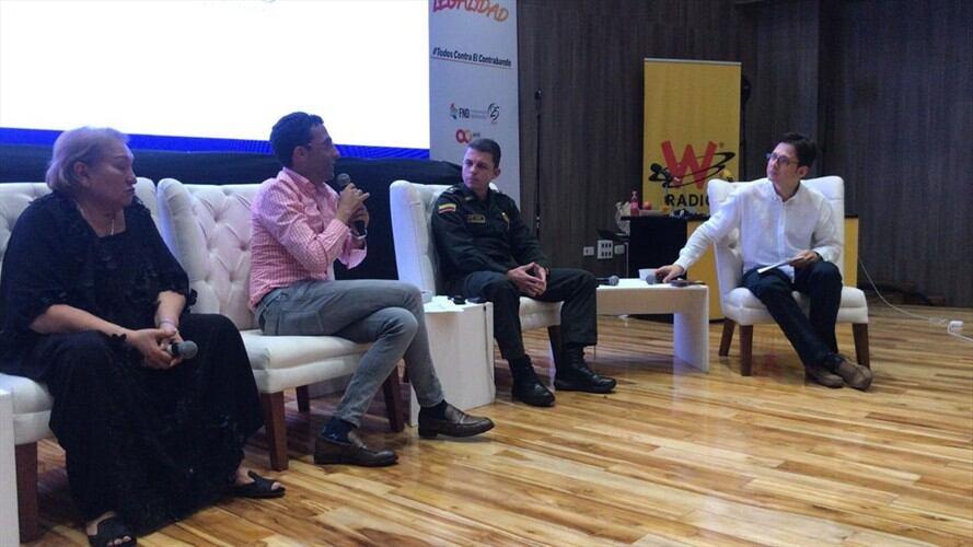 Foro W contra el contrabando. Sesión Guajira. Foto: La Wcon Julio Sánchez Cristo