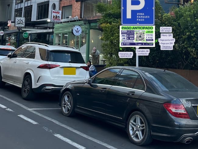 Así es Flypass, herramienta que facilita trámites para conductores en parqueaderos, peajes y más