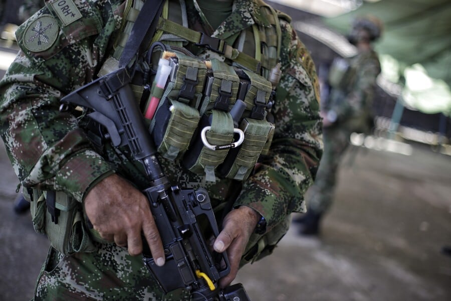 Los militares fueron capturados por el CTI de la Fiscalía en el municipio de Miranda. Crédito: Colprensa.