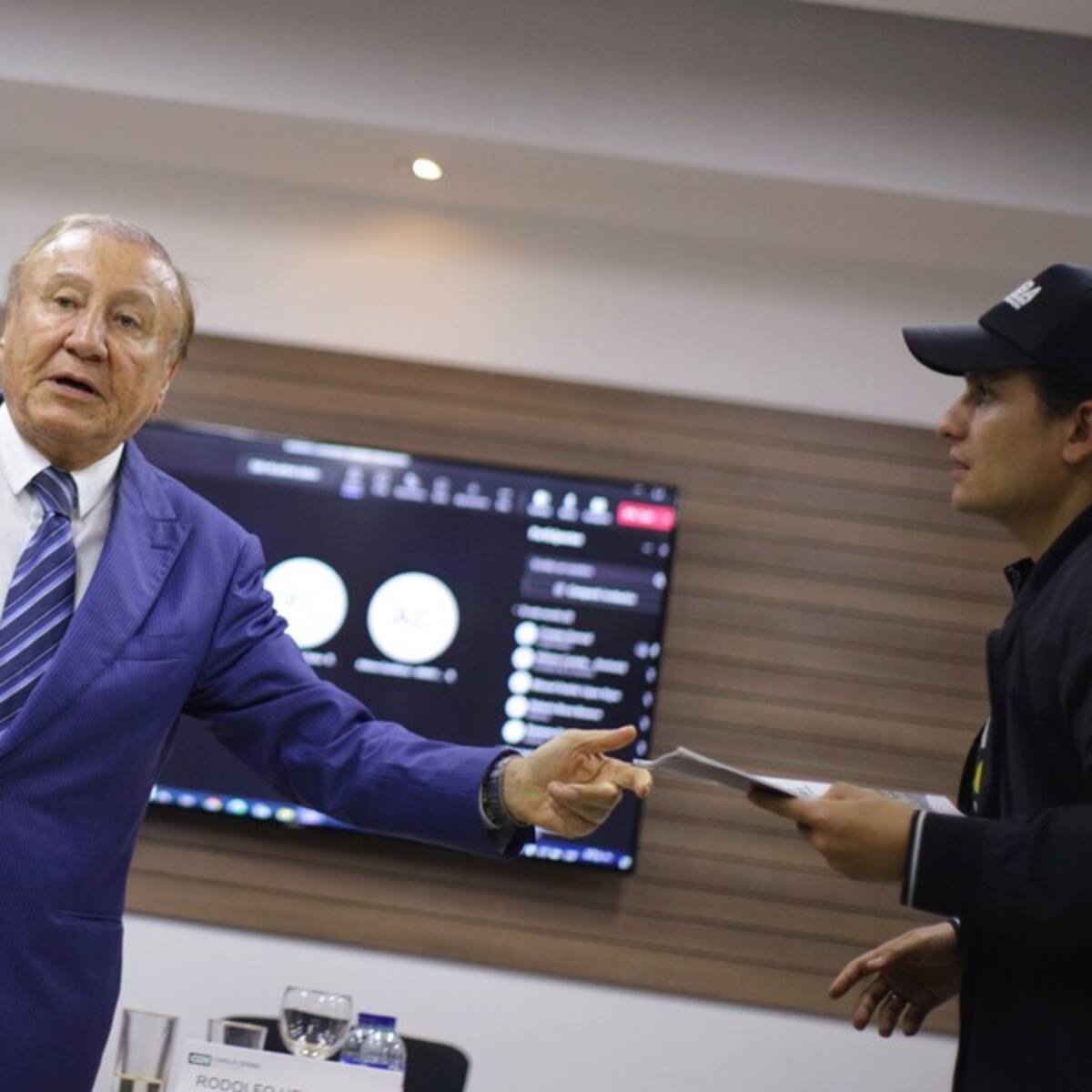 ¿Por qué la campaña de Rodolfo Hernández solo ha acreditado 14 testigos electorales?