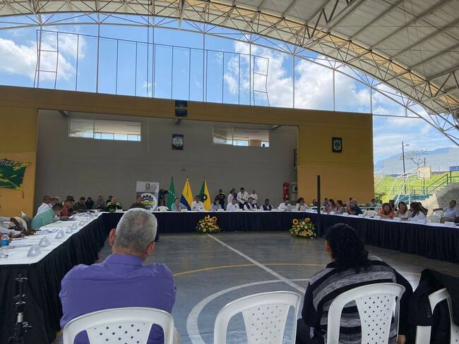Primera comisión de seguimiento en Dosquebradas / Foto: W Radio