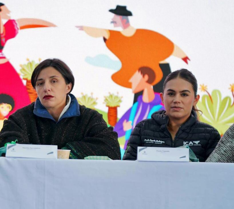 Paula Andrea Cepeda (der), directora general del Instituto Colombiano Agropecuario, durante la Asamblea Departamental de Productores de Papa  / Foto: Suministrada.