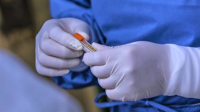 Hay alerta roja en la red hospitalaria de esta ciudad ante el incremento de los casos positivos y la alta ocupación de camas UCI . Foto: Colprensa