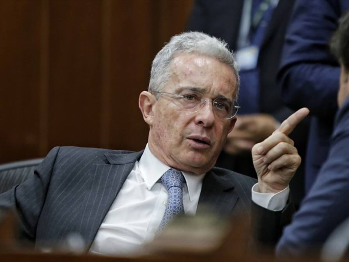 Uribe dice que su asesora Maria Claudia Daza sería la mujer con la que hablaba el ‘Ñeñe’