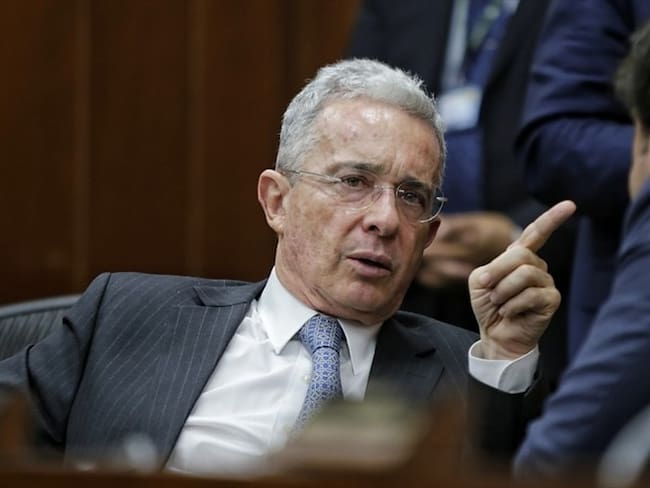 El expresidente Álvaro Uribe Vélez respondió a las denuncias por el presunto nexo entre su asesora y el ‘Ñeñe’ Hernández. Foto: Colprensa