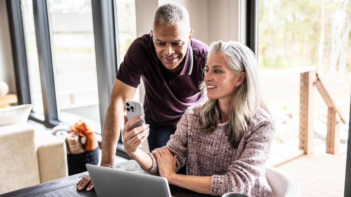 “Nuestros padres son el spoiler de lo que seremos”: Pedro Simón, escritor del libro ‘Los Siguientes’