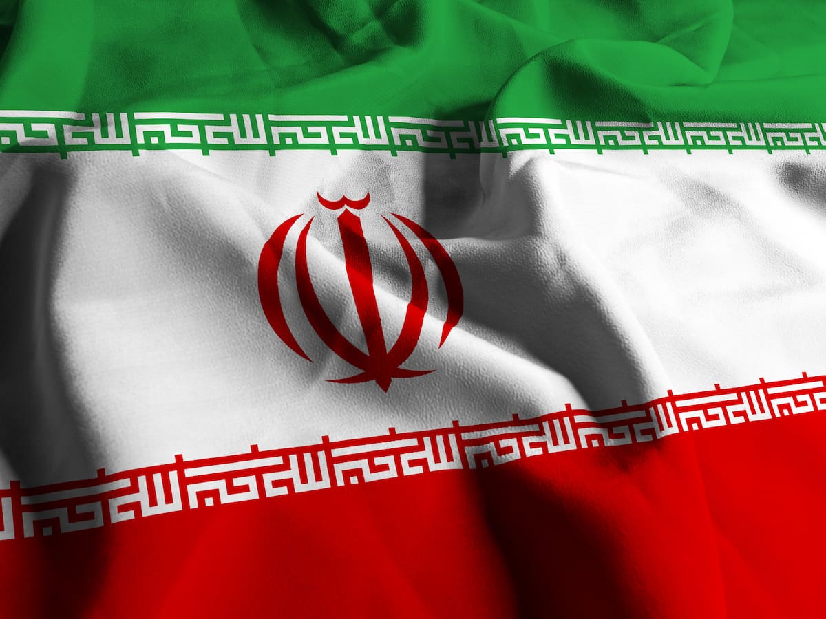 Autoridades en Irán confirman muerte de un miembro del Basij en las protestas