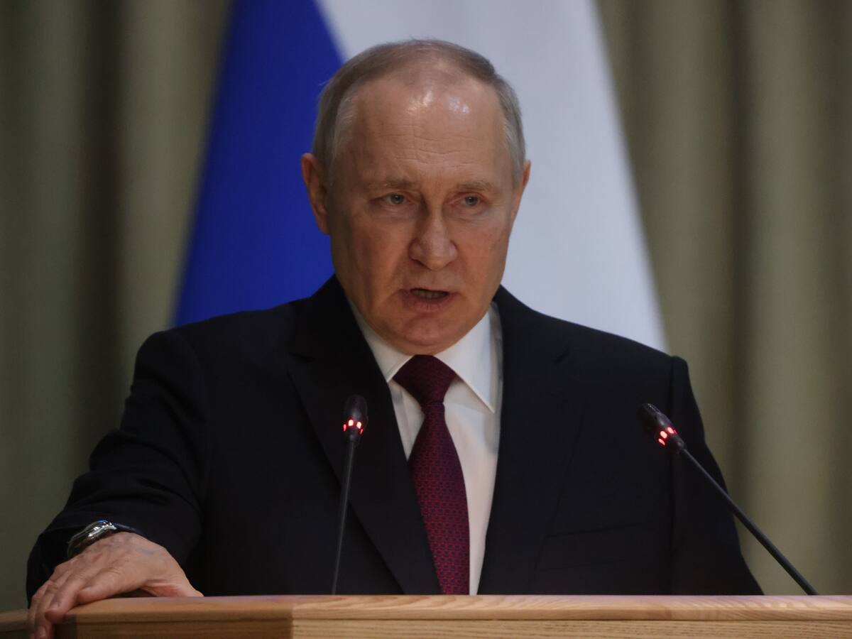 Rusia califica de “nula” y “sin sentido” orden de detención de Putin