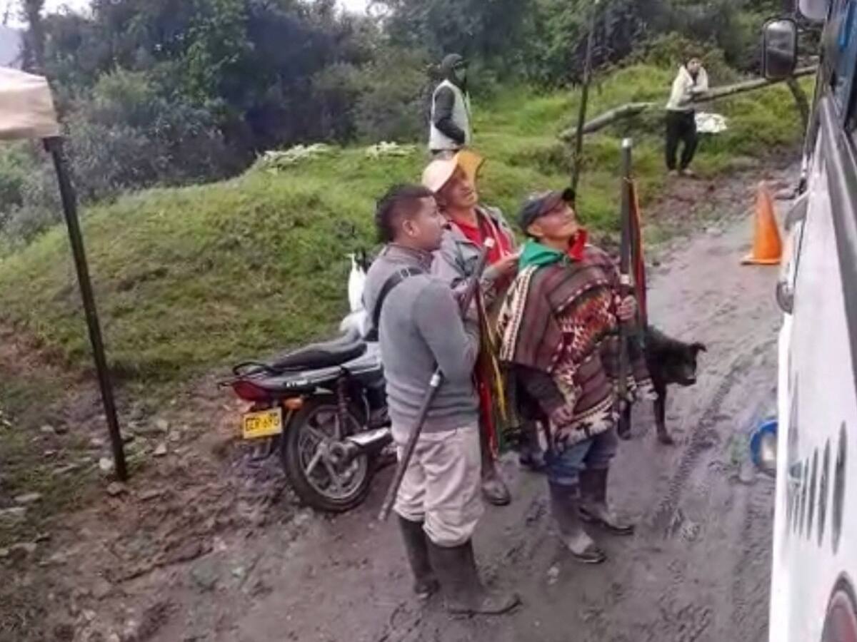 Desde Cali denuncian instalación de peajes ilegales en vía alterna a Nariño