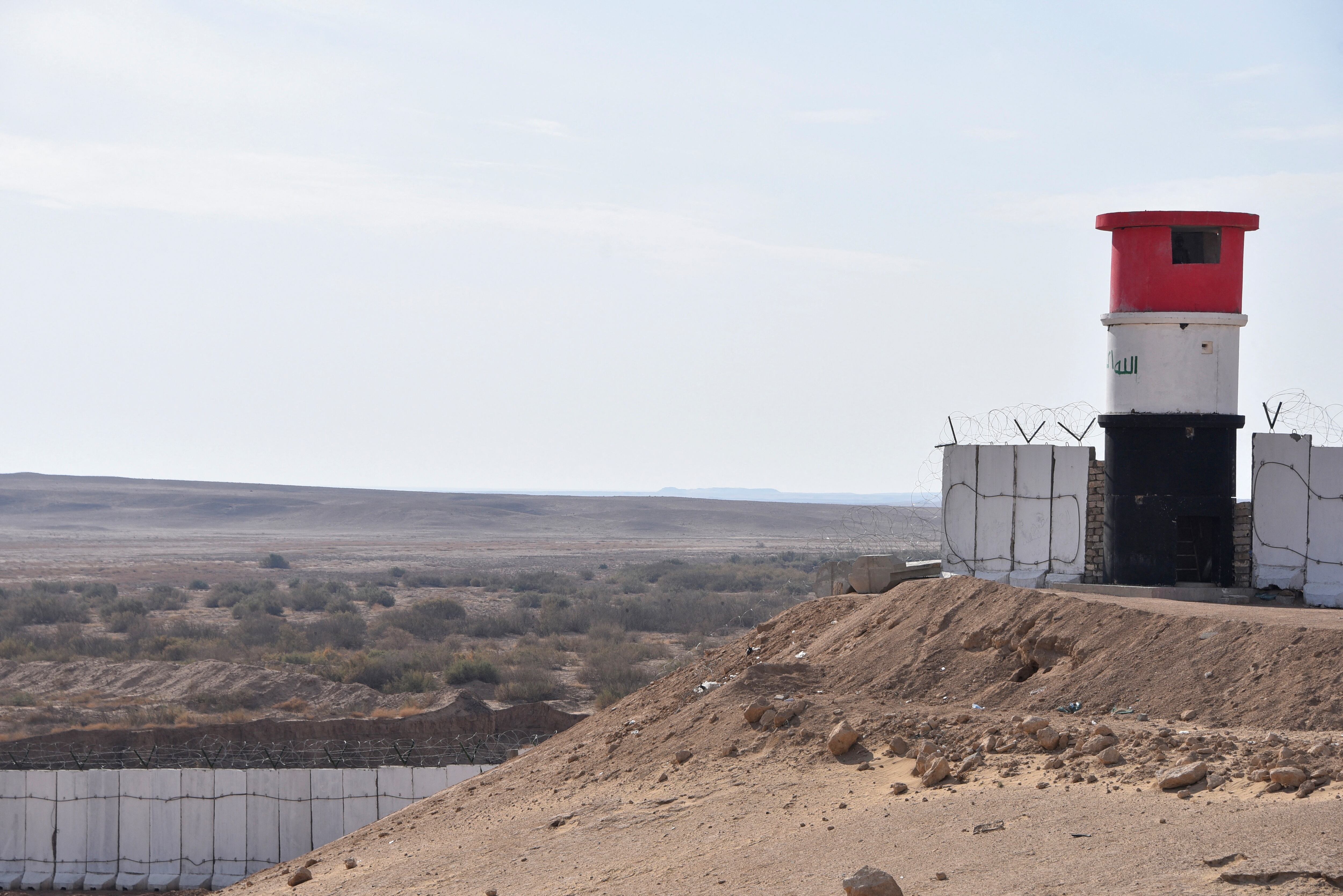 Monitoreo de la frontera entre Irak y Siria. FOTO: ZAID AL-OBEIDI/AFP via Getty Images