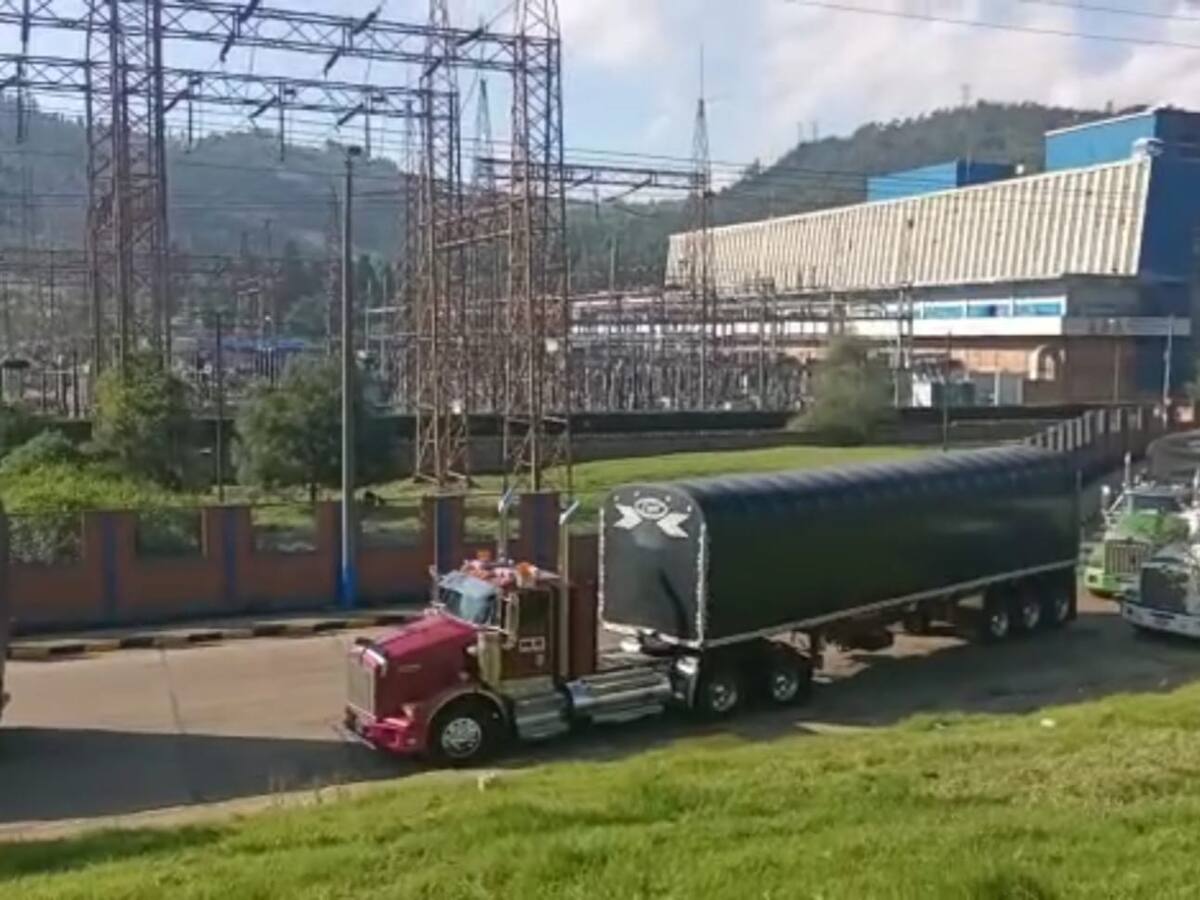 Transportadores de carbón bloquean planta de Gensa en Paipa