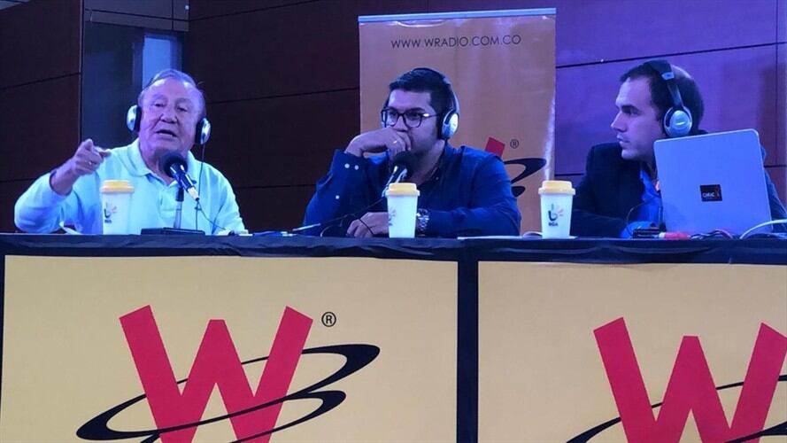 Panel desde Bucaramanga. Foto: La WCon Vicky Dávila