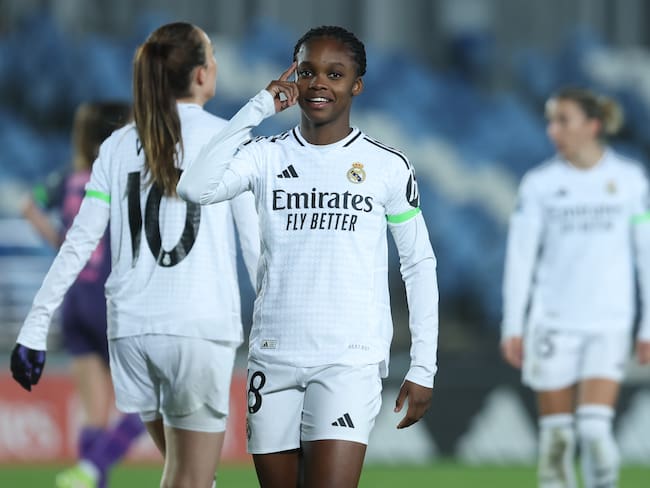 La delantera del Real Madrid Linda Caicedo celebra tras marcar. FOTO: EFE / Kiko Huesca