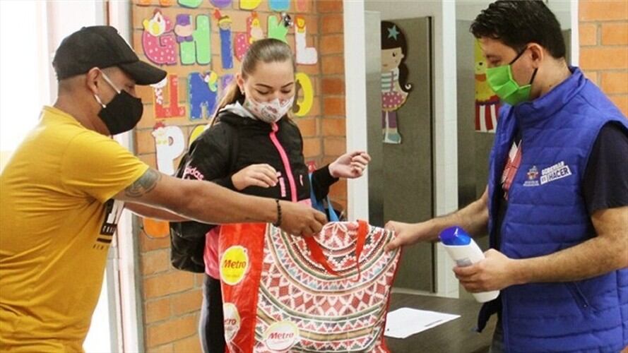 Se conoció que el bono se otorgó a beneficiarios que tiene predios cuyo valor superaban los 300 millones de pesos. Foto: Cortesía Alcaldía de Bucaramanga