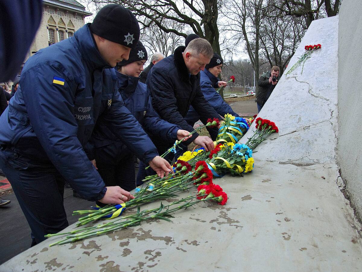 Ucrania decreta el “Día de la unidad” en medio de las alarmas por una supuesta invasión de Rusia