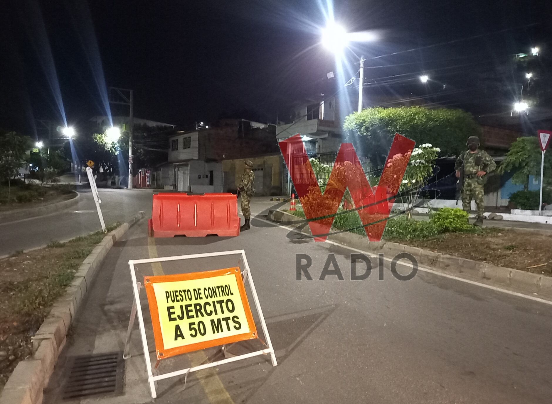 Hostigan instalaciones de la Brigada 30 del Ejército Nacional en Cúcuta. Foto: La W/Audrey Carrillo.