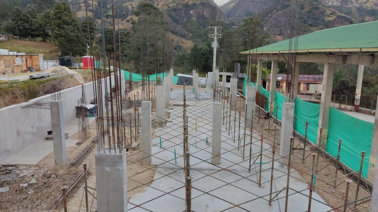 El avance más notorio del colegio Divino Niño es el piso de concreto. Foto: Colegio Divino Niño.
