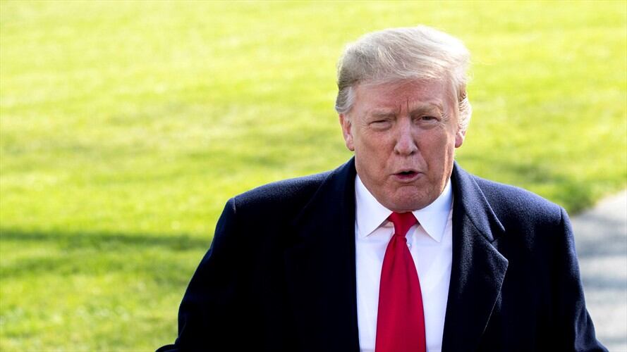 Trump dice que China mueve tropas a la frontera con Hong Kong y pide "calma". Foto: Agencia EFE