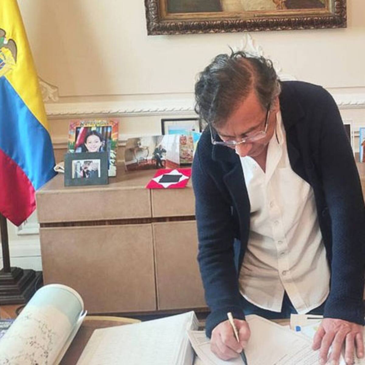 Ocho partidos demandaron por “inconstitucionalidad” el decreto de la consulta popular